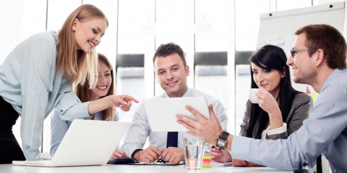 Собеседник логотип. Агентство собеседник. Логотип кадрового агентства. Логотип серьезные люди. Агентство собеседник.